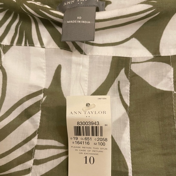 NWT Ann Taylor green and white pleated skirt with side zipper - Picture 3 of 5